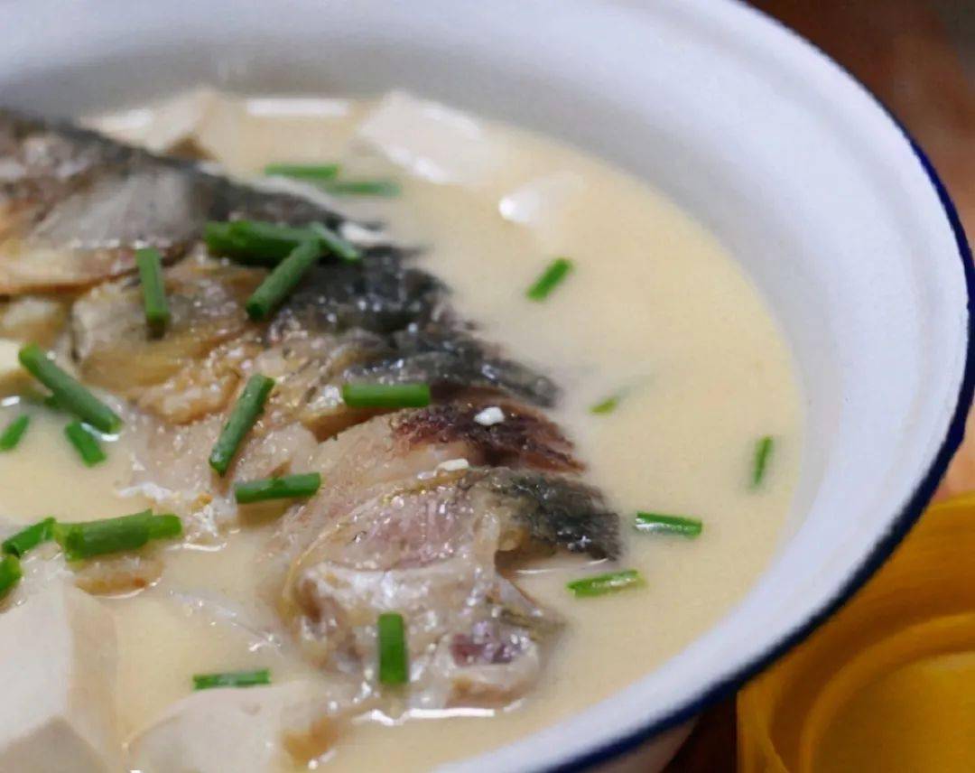 【豆腐鲫鱼汤】
