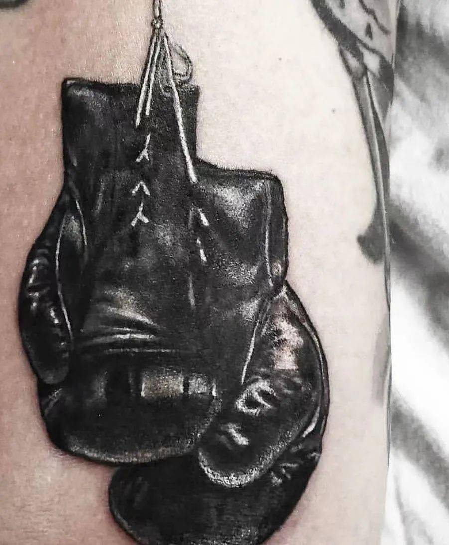 重拳出击拳击风格纹身