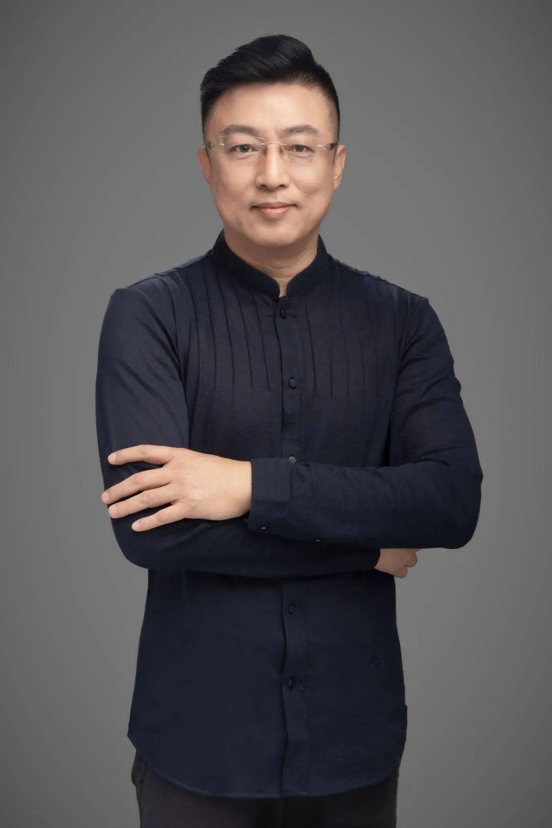 作曲蒋声欣编曲吴英仲演唱许乐男声独唱《民工小蔡》作词李立群