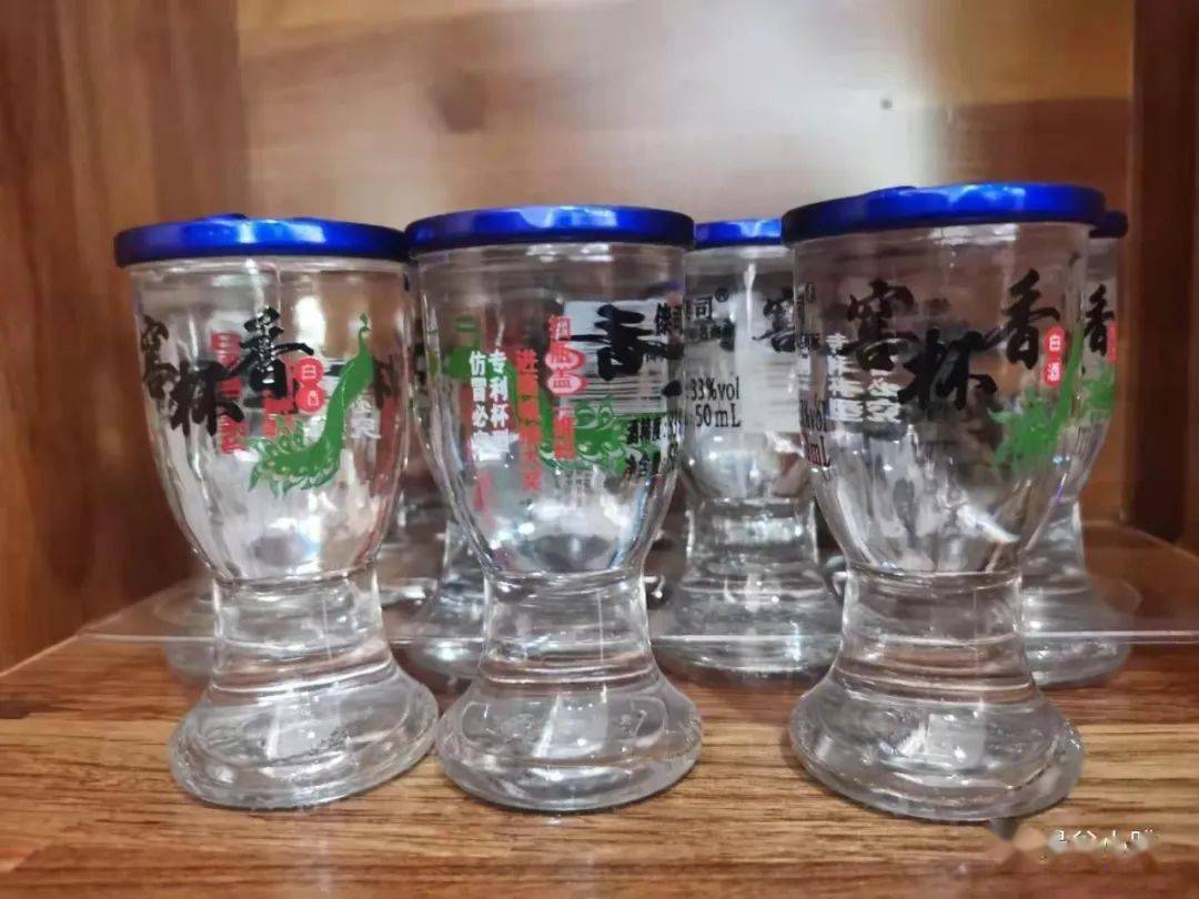 橄榄有情"淡定哥",茶花妩媚"采茶妹",山清水秀"景谷清",一缕情怀"傣司