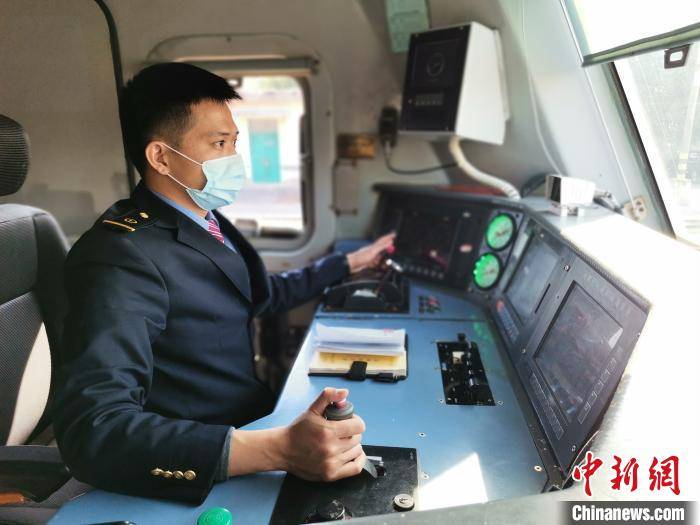 一位货运司机的春节假期足迹