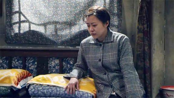 情满四合院秦淮茹就是后悔非常后悔怎么就没给傻柱生个孩子