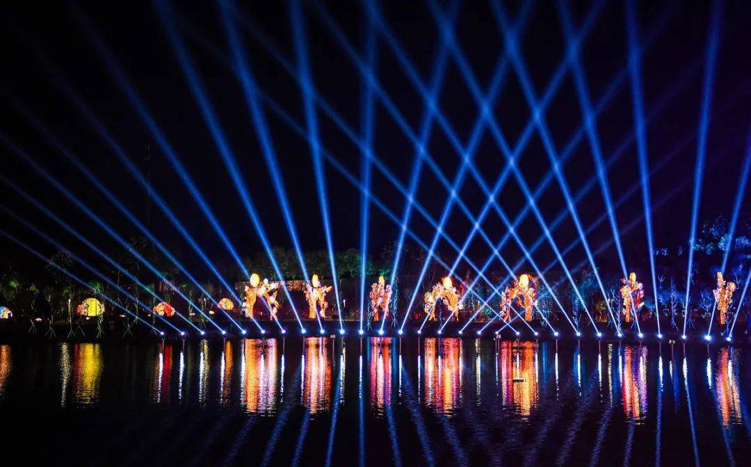 连续2天登上央视溧阳焦尾琴夜公园火爆了