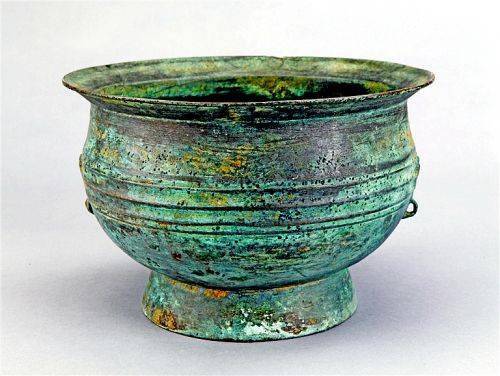 看见文物| 古代的盛食器——汉代双耳青铜簋_手机搜狐网