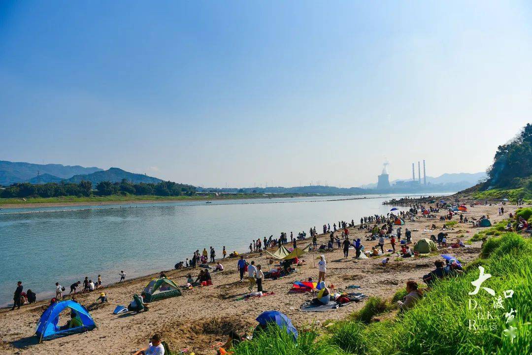 这不是马尔代夫不是三亚这是大渡口的牛栏坝