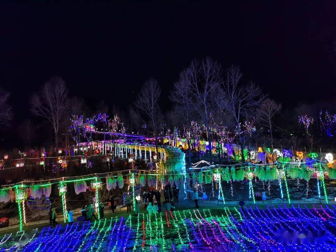 宗家沟旅游风景区夜景图片