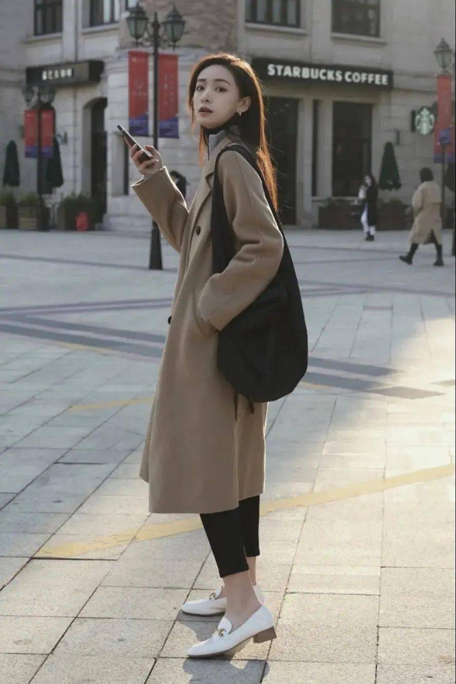 皮鞋怎么搭外套 31976bf3172b47e0843374aed94f19ff.jpeg