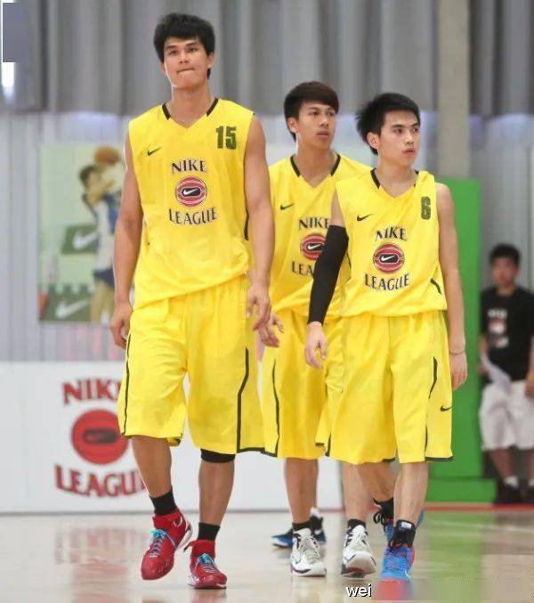 十年前罗杰金广祝率队大战清华附中差点就制霸全国了