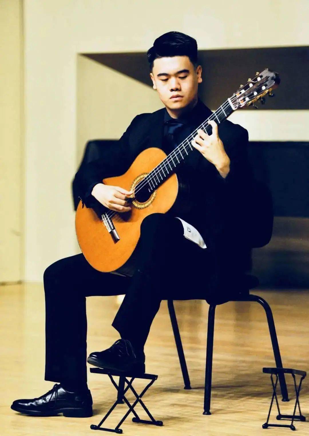 中国古典吉他大师排名图片