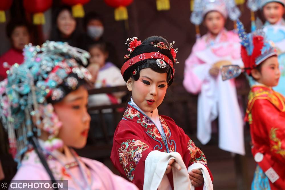 浙江湖州:多彩民俗迎元宵