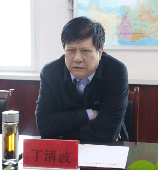 丁清波强调:统筹抓好安全生产 开发区托管 烟花爆竹禁燃禁放 秸秆禁烧