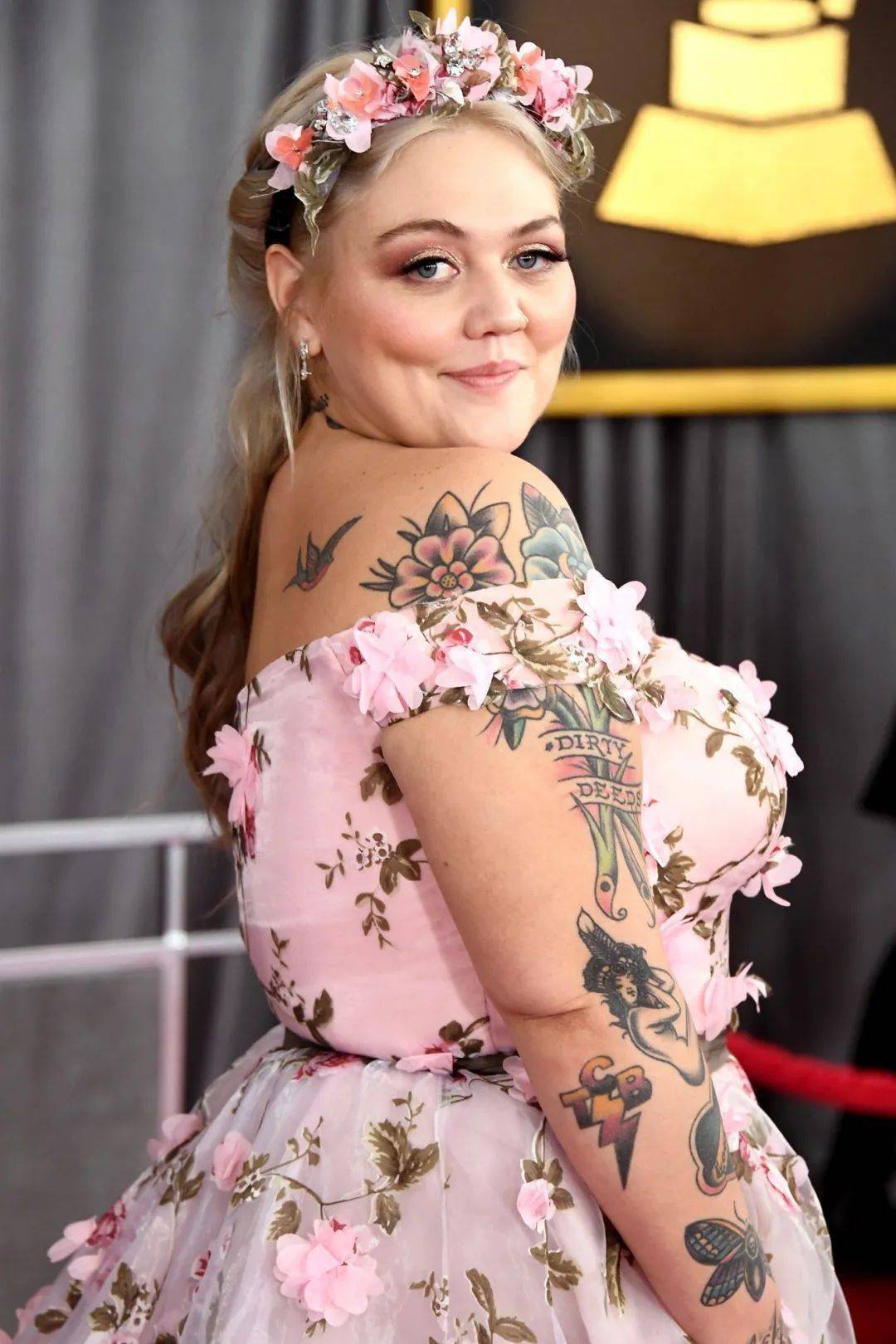 设计小白lirikamatoshi如何凭借仙女风逆袭时尚圈