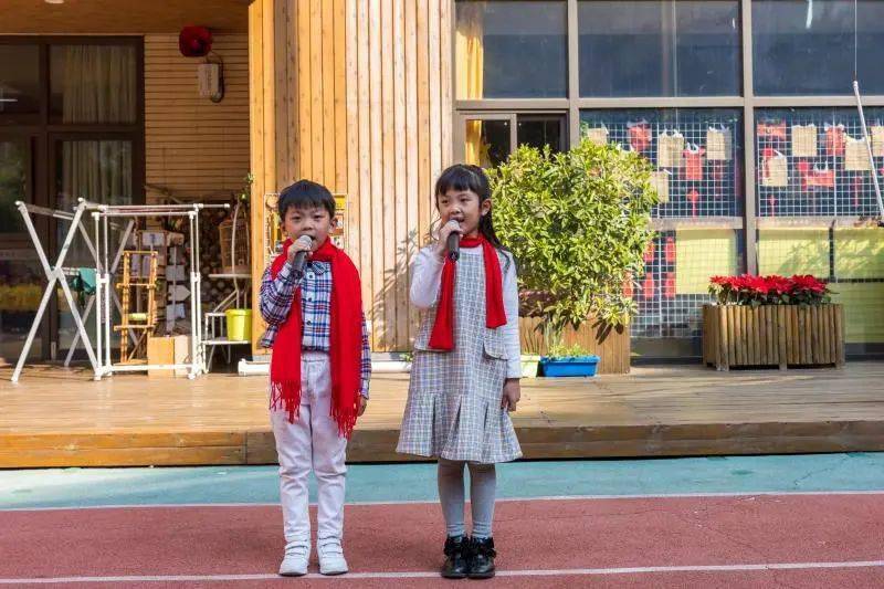 春启今朝犇腾始步福建省儿童保育院开学第一天