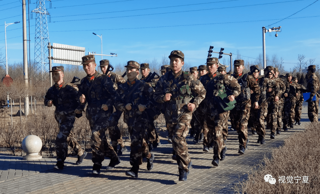 图说丨直击:石嘴山武警节后火热练兵场