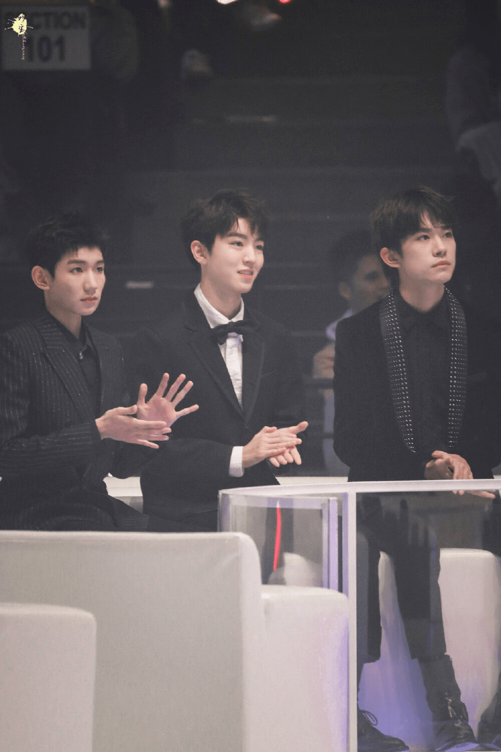 粉丝接机李飞并喊话让tfboys合体,他的回应让四叶草激动