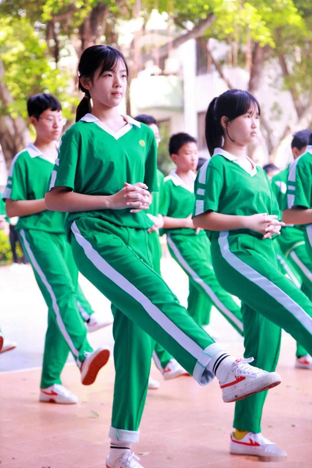 执信军训汇演2021年热血开训众学子听令出征