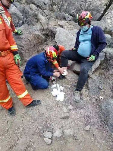5名游客被困贺兰山，银川消防连续7小时紧急救援