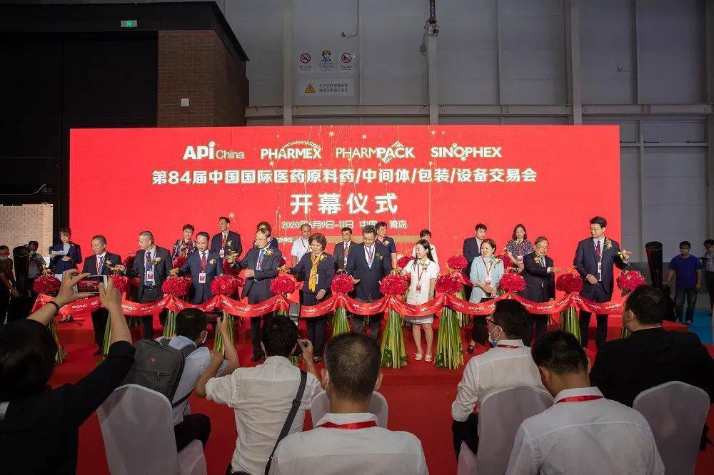 面对疫情考验,青岛西海岸新区展逆势而上,交出了优秀的答卷