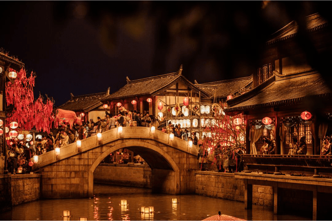 梦回大唐上元夜花灯人海耀三山