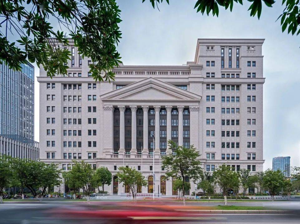 鲁班奖花落中航信托总部大厦