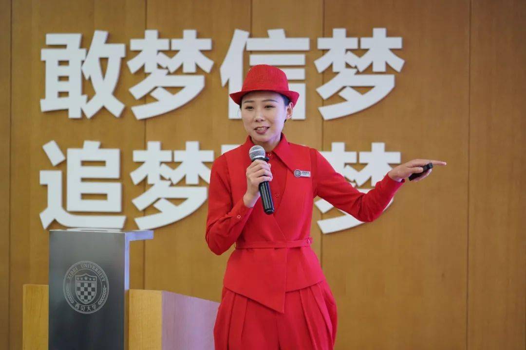 贾国慧分部举办如何做好功夫菜销售和顾客体验分享pk赛