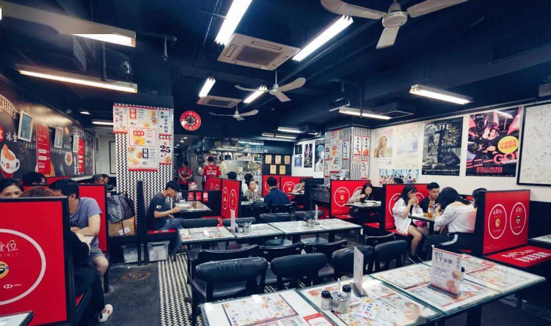 这个网红茶冰室火到了西北这设计梦回香港