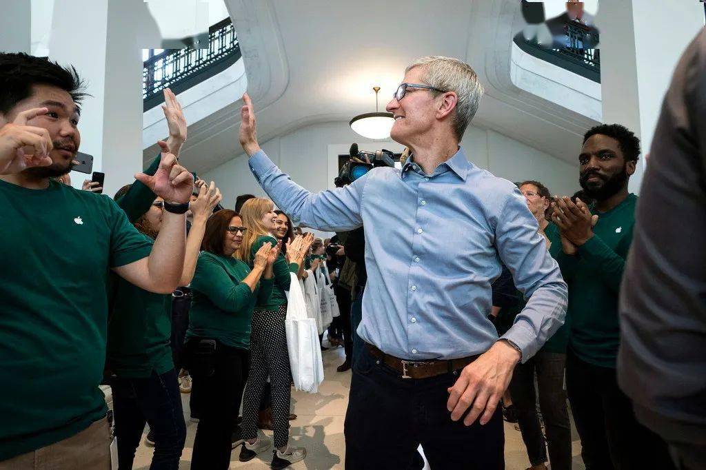 库克喜提8亿年终奖2020年整体薪酬增长28