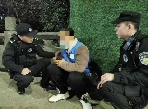 如何才能跑代驾 b989ef96cf554deaa859cf2b1ea9b339.jpeg