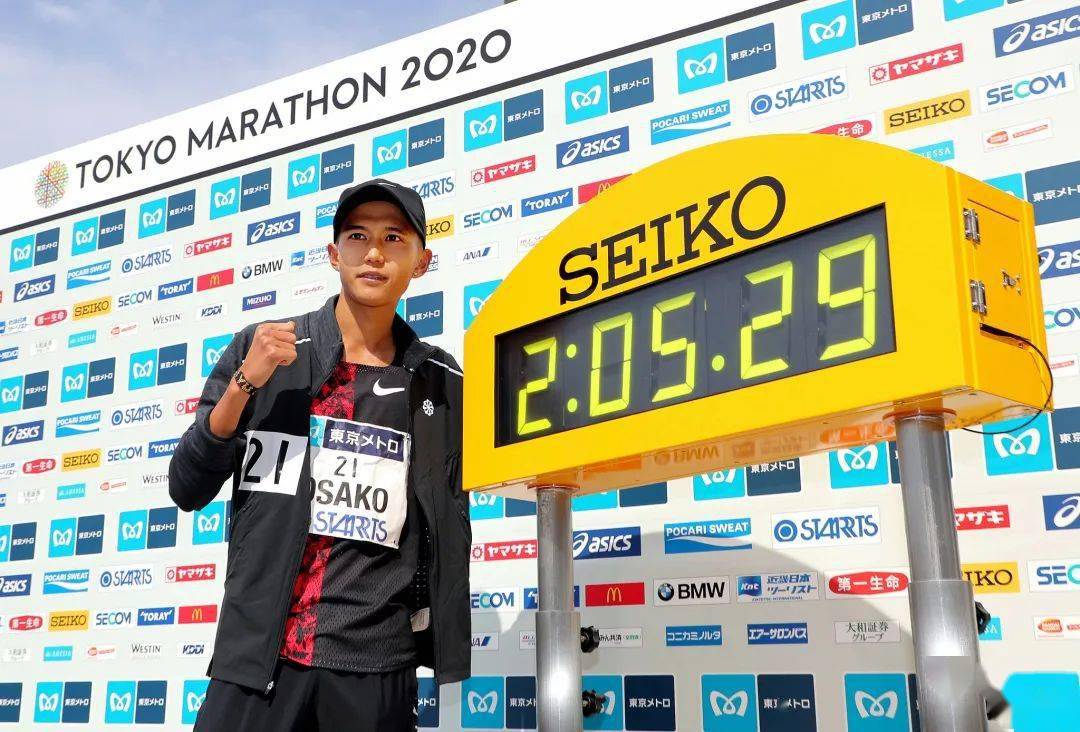 铃木健吾创造纪录,日本马拉松进入204时代!