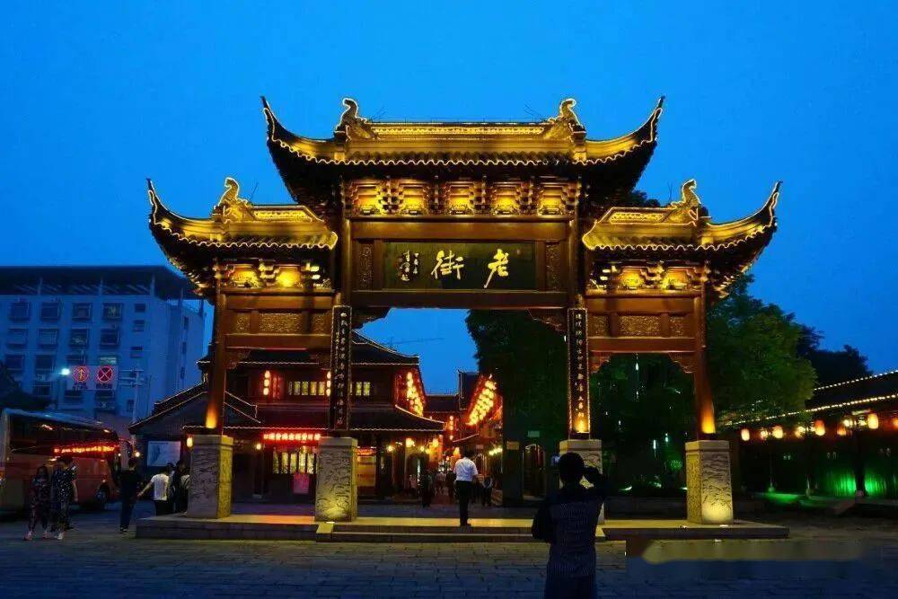 扬州运河三湾东关街宋夹城泰州老街千垛油菜花大巴三日游