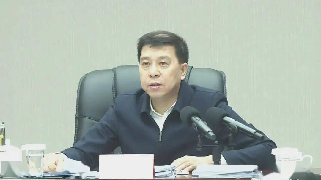 【安达发布 要闻】敖丙千主持召开市政府2021年第一次常务会议