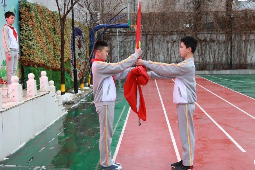 传承红色基因致敬建党百年东交民巷小学举行20202021学年度第二学期
