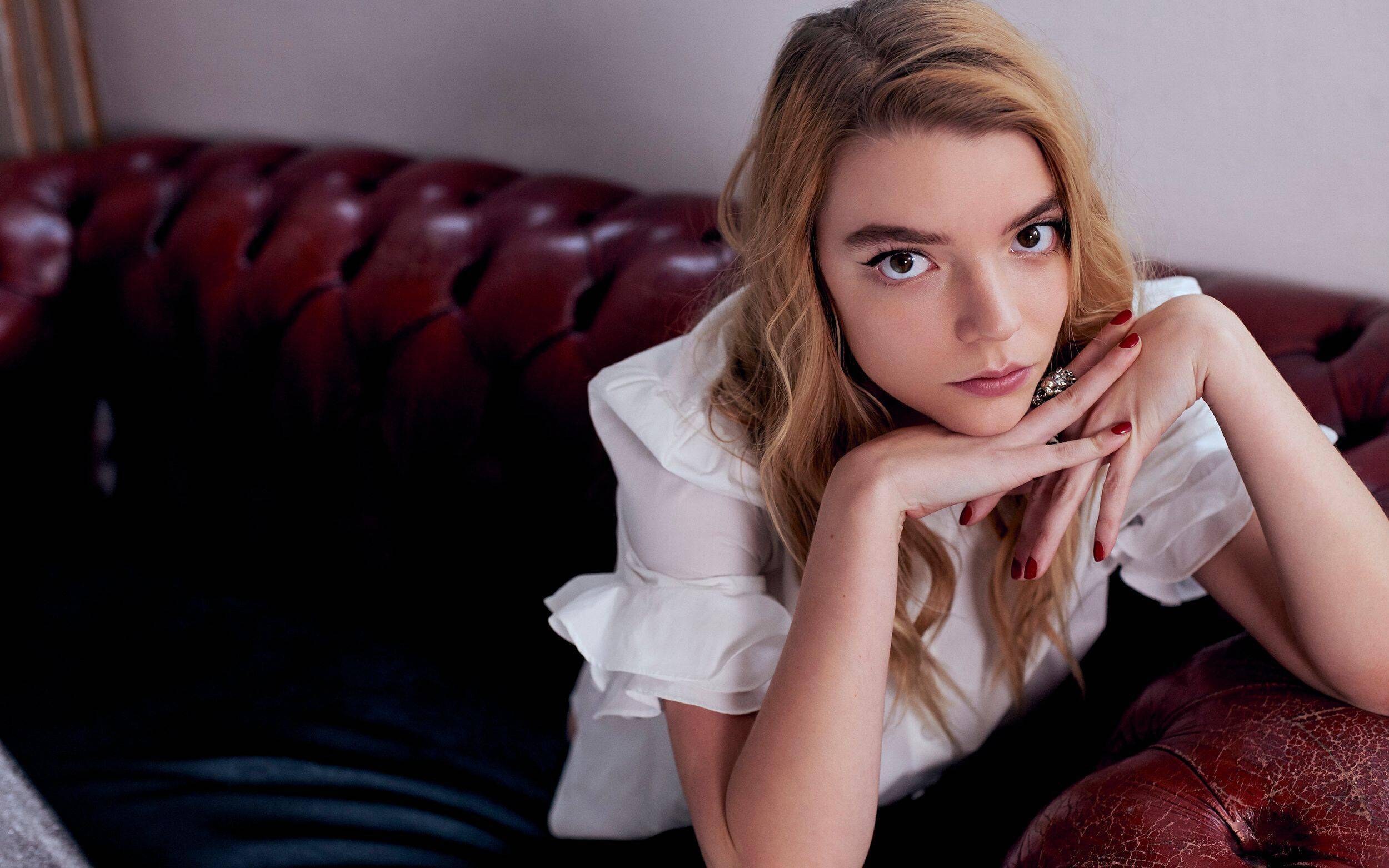 后翼弃兵安雅赢回首座金球奖但她觉得还没到喘口气的时候