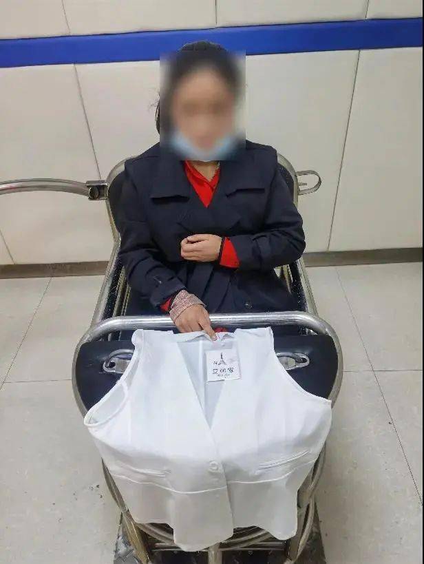 旗舰店衣服被偷怎么办 4b1653083b24430cb3c1fc24903bb221.jpeg