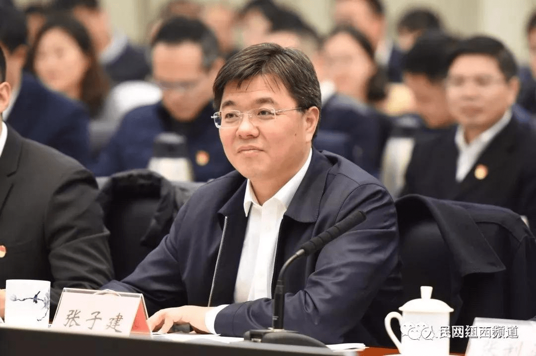 严允当选宜春市市长丨张子建任鹰潭市委副书记