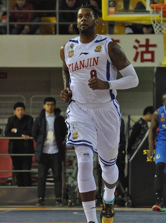 辽宁男篮新外援浮出水面 这个"刺头"当年可把天津队害苦了_泰勒