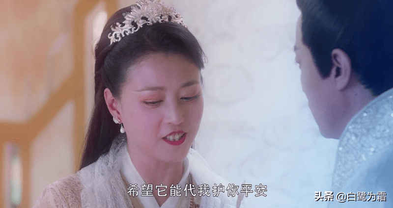 梓芬是六界第一美人,且深得天帝真心,为何却没能当天后?_花神