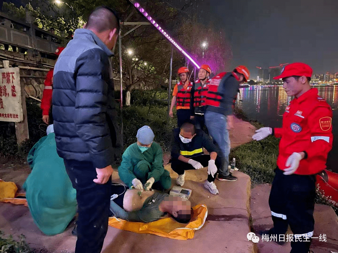 痛心梅州东山大桥一年青男子跳河轻生