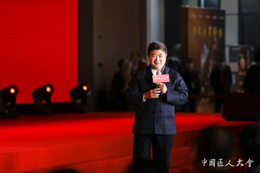 中国文物学会会长故宫博物院第六任院长单霁翔传承与守望浅析故宫工匠
