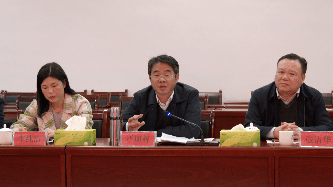 省人大调研组到我县开展立法调研