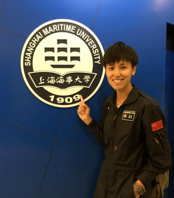 中国最帅女机长34岁不婚艳压辛芷蕾撒贝宁自愧不如