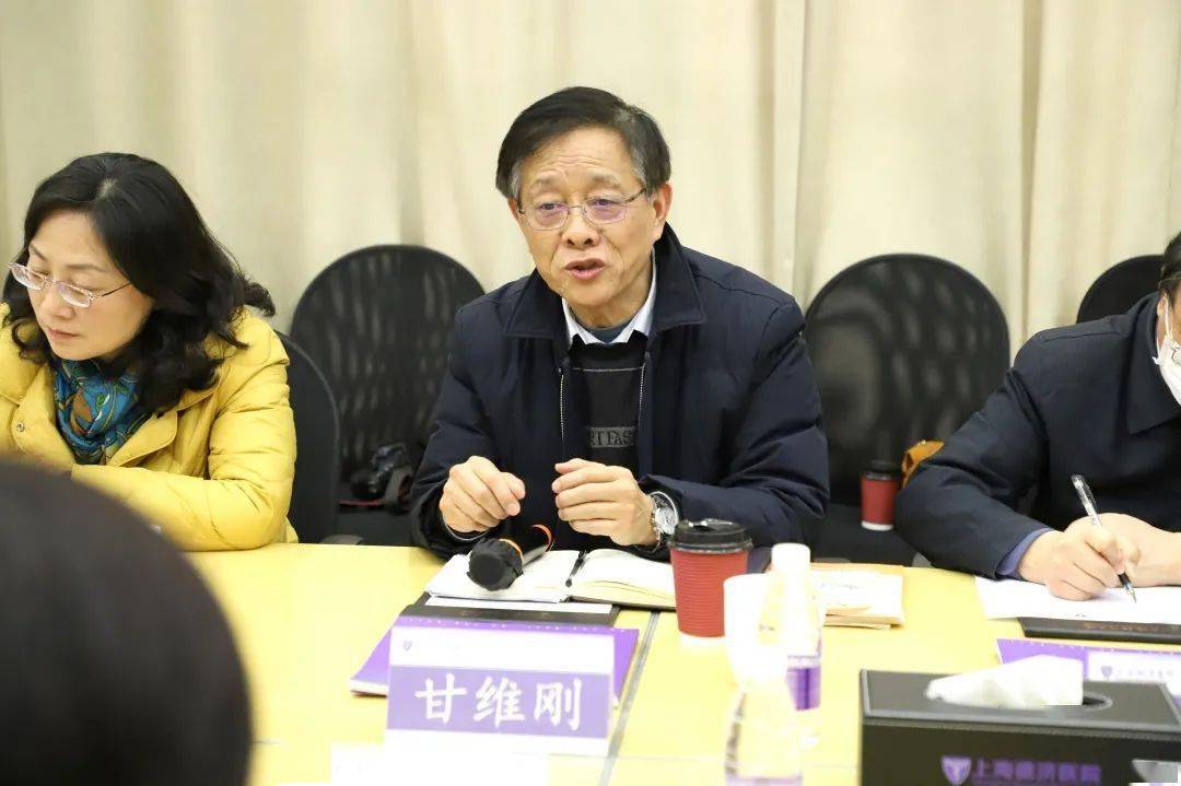 上海市老年基金会秘书长甘维刚做工作规划甘维刚秘书长表示,上海市