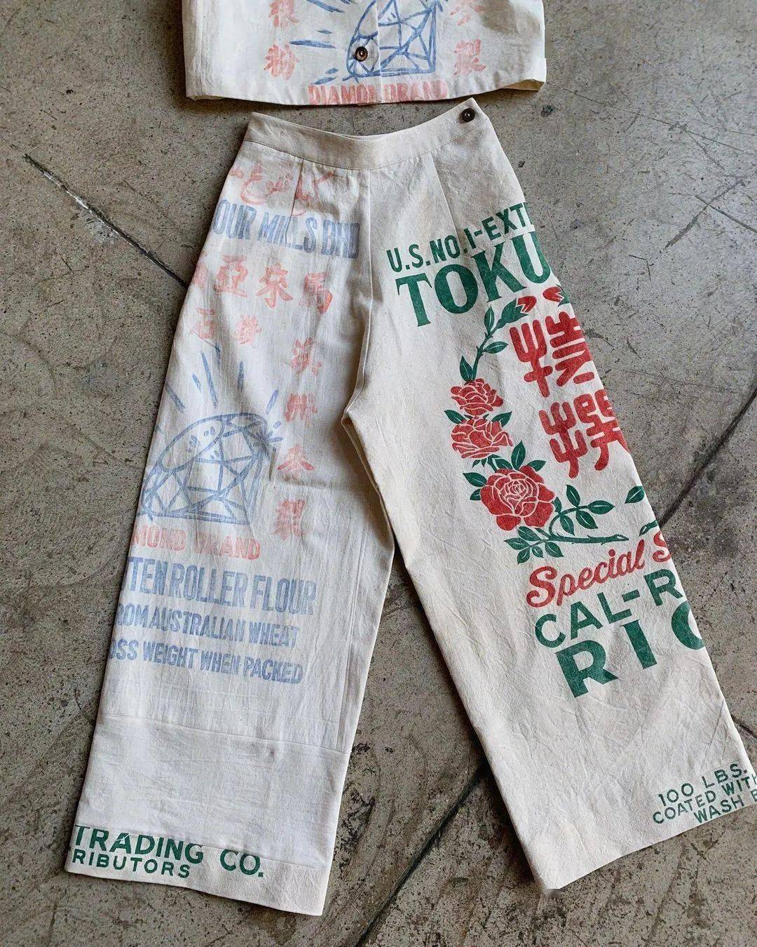 除了以前的桌布,刺绣旧织物等,竟然还有老式米袋,面粉袋和饲料袋.