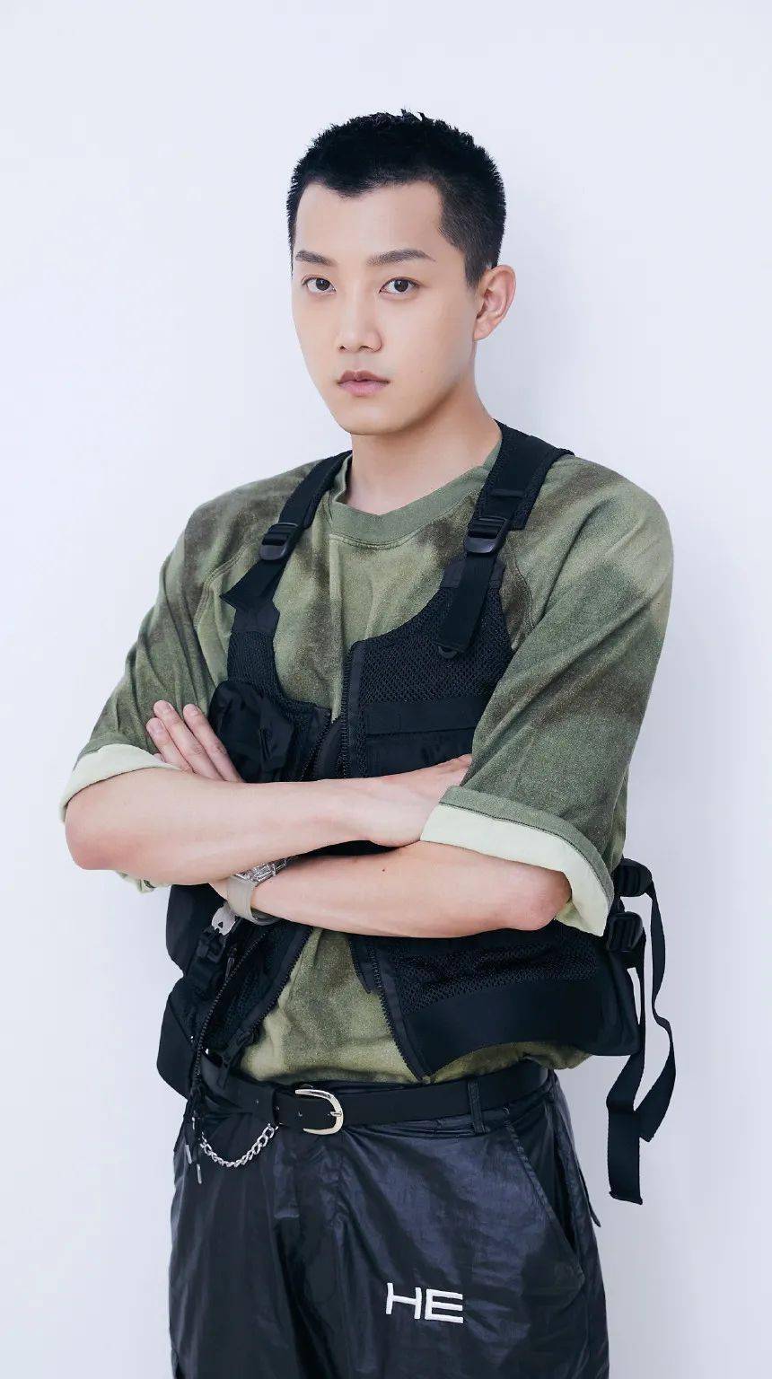 手机壁纸范世錡