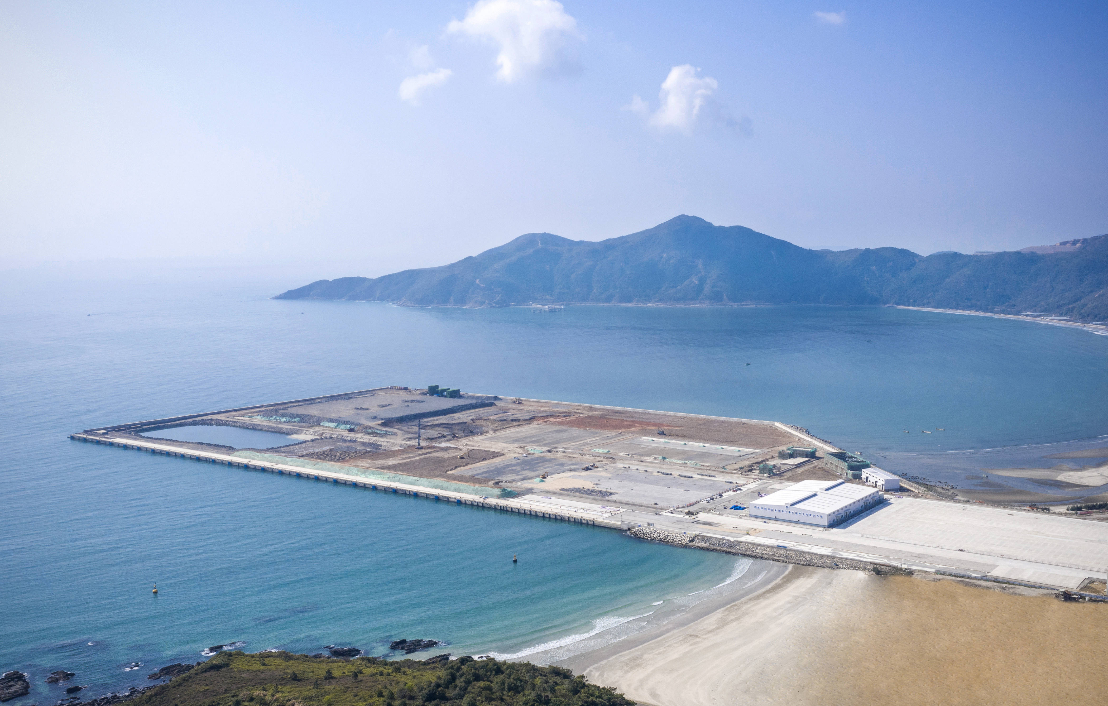 小漠国际物流港雏形初现深汕合作区加快推动港产城一体化