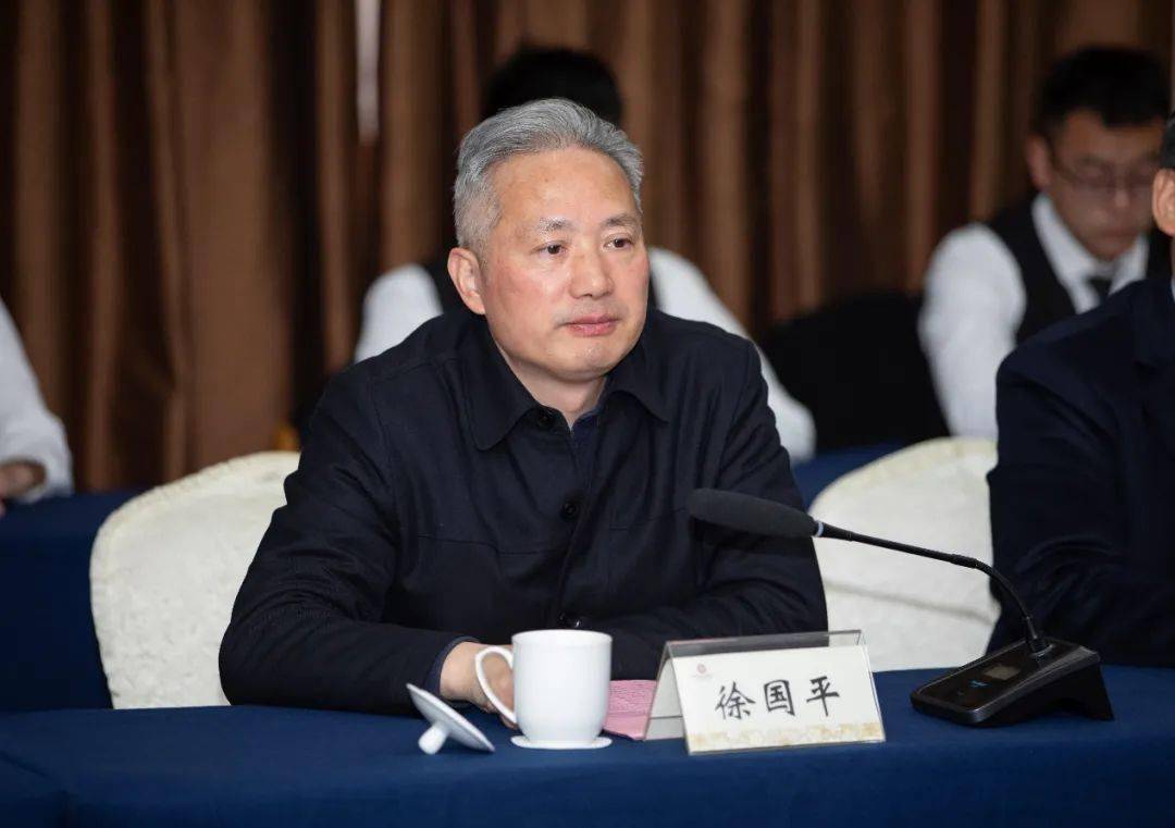 徐国平书记表示,我们要发扬创新发展,攻坚克难的拓荒牛精神,推进产教