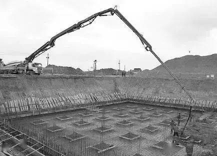 一栋33层住宅从基坑开挖到竣工的整个流程(附:施工全过程文件清单)