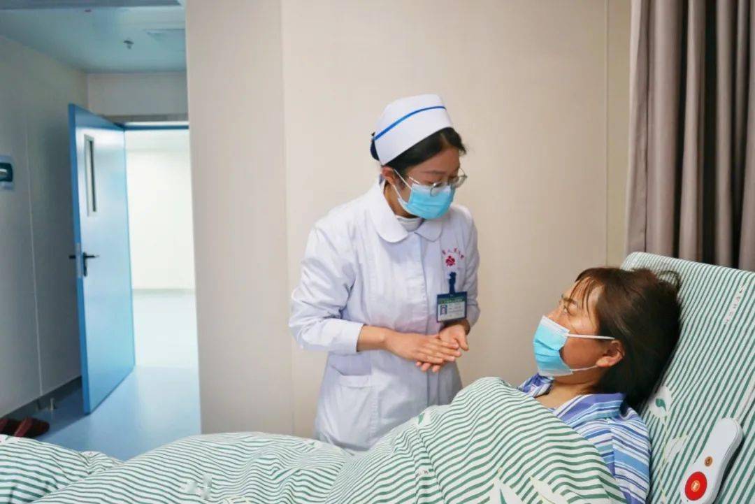包含友谊医院全程代诊含挂号重症患者全程照料，身心都得到安抚的词条