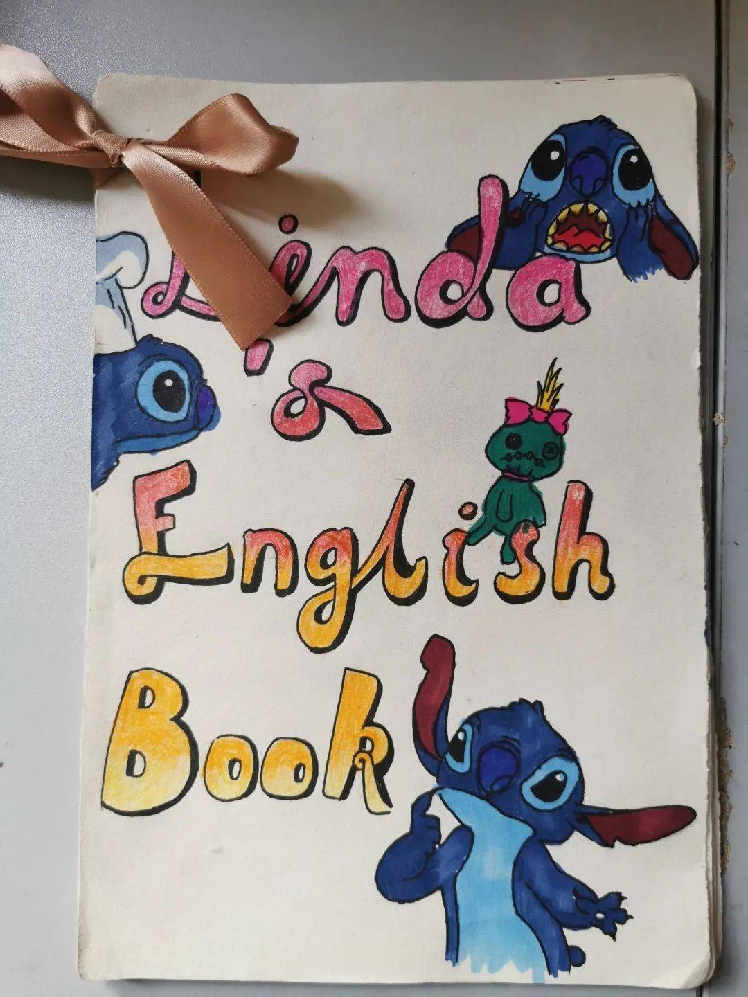 画一本英语书的封面图片
