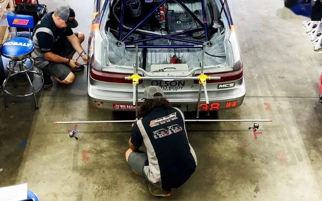 赛车手比赛真实视频 61481a0ad5ee4d21b7c90b816e86c7b1.jpeg